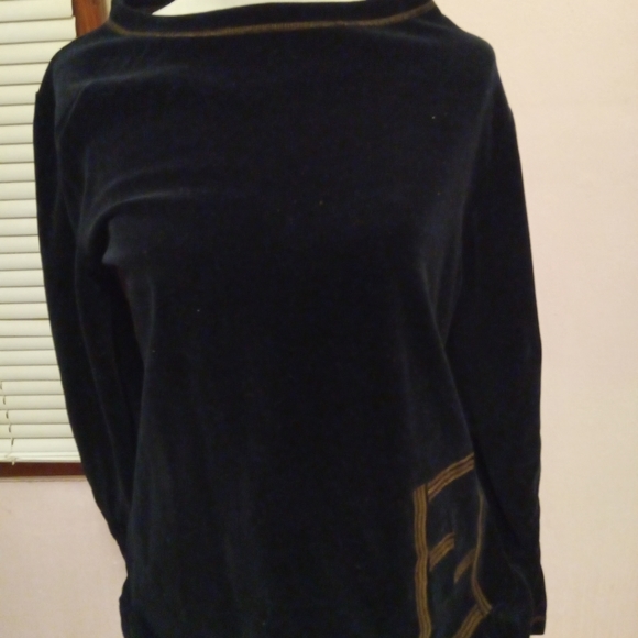 Authentic Fendi sweater - Picture 1 of 8